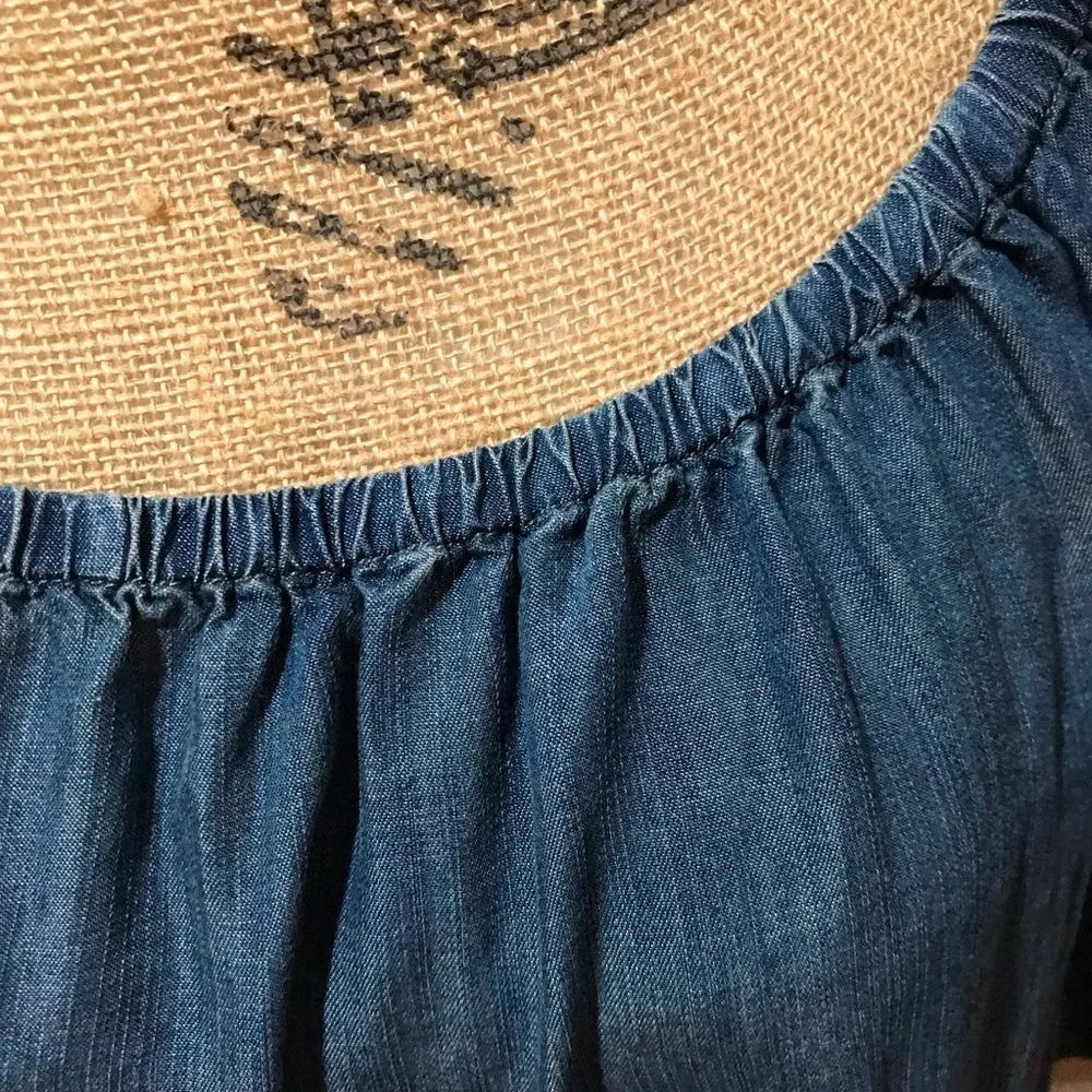 ▪️philosophy Lightweight Denim Dress - Picture 2 of 9